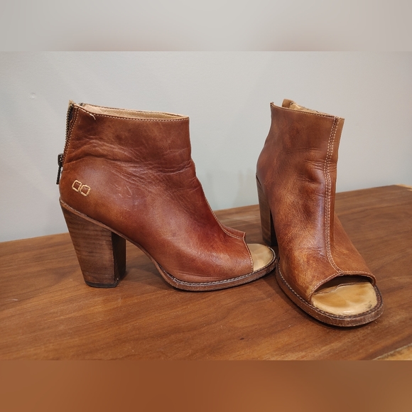 BedStu Onset Peeptoe Western Booties - Picture 7 of 12